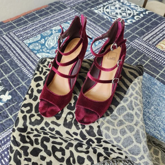 Faux Suade Heels, Burgundy - Picture 1 of 4